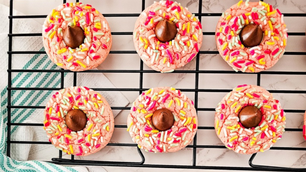 strawberry cake mix cookies